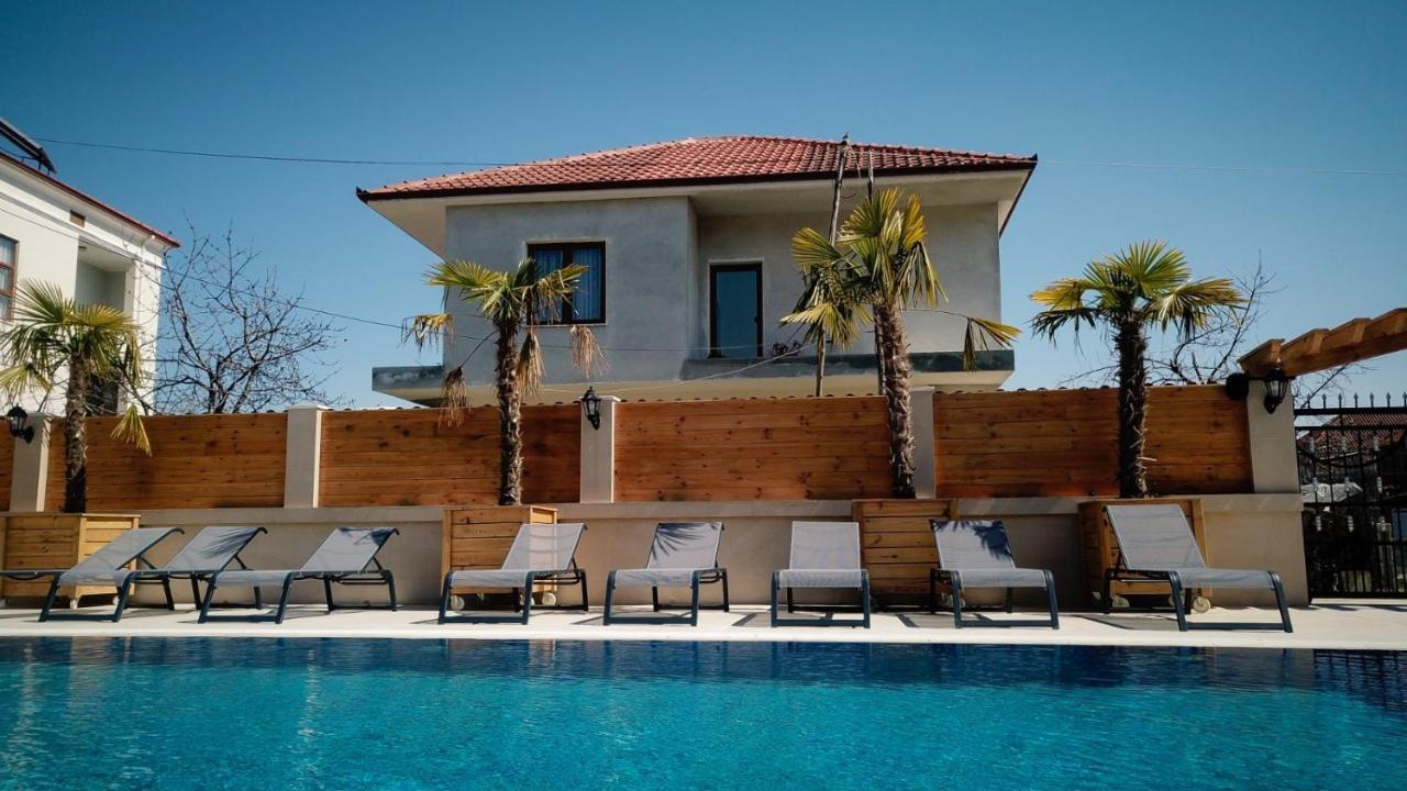 Bujtina Siar Pogradec Exterior foto