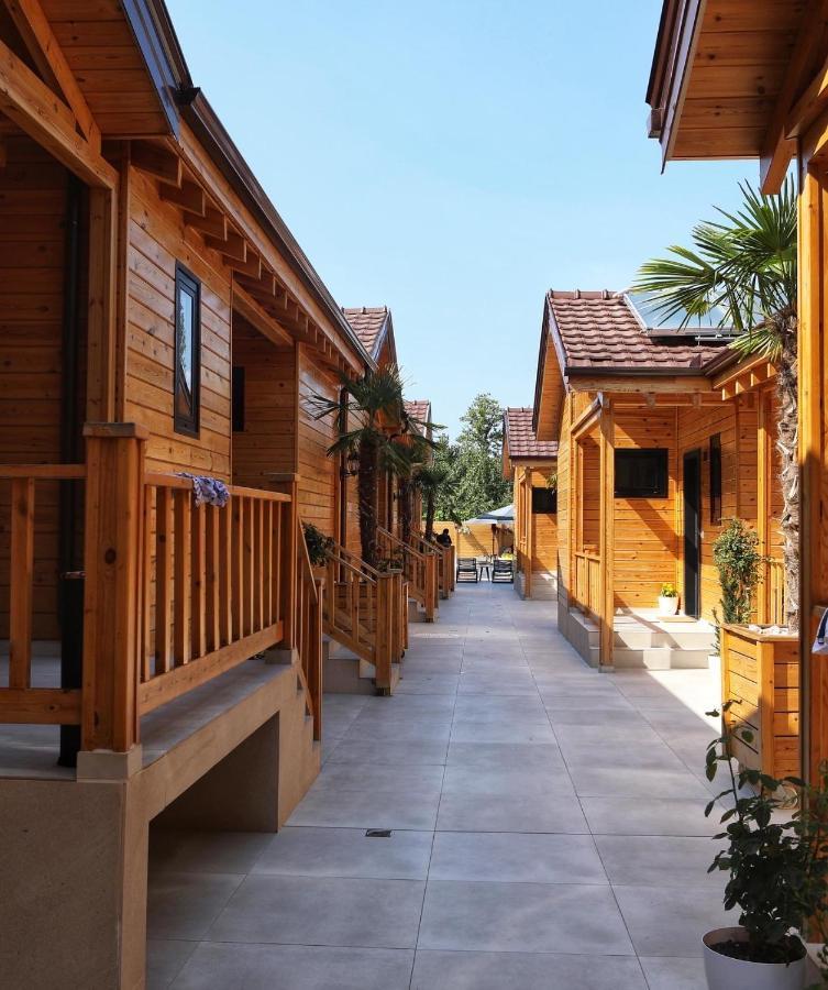 Bujtina Siar Pogradec Exterior foto